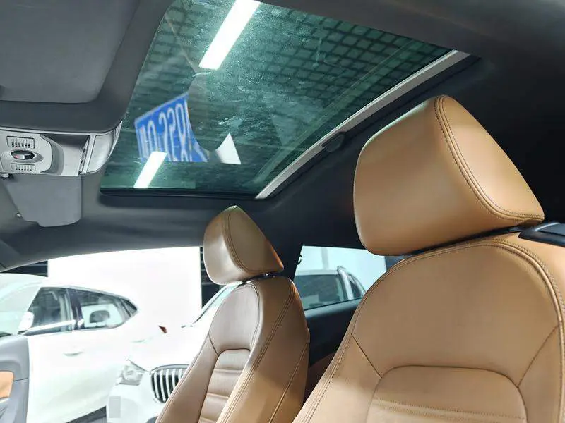Scirocco 2011 2.0TSI Luxury Edition — 13