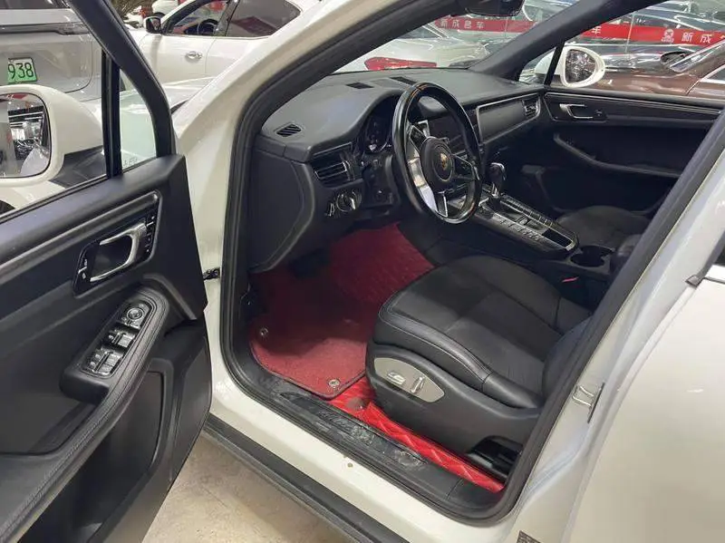 Macan 2018 Macan 2.0T — 11