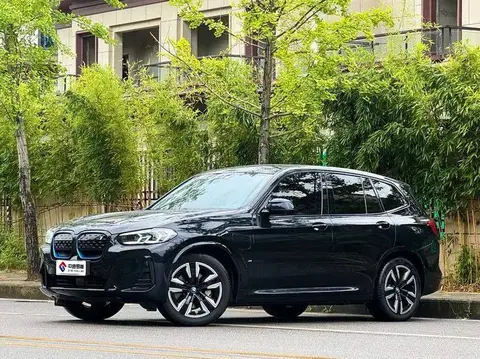 BMW iX3 2023 Leading Model