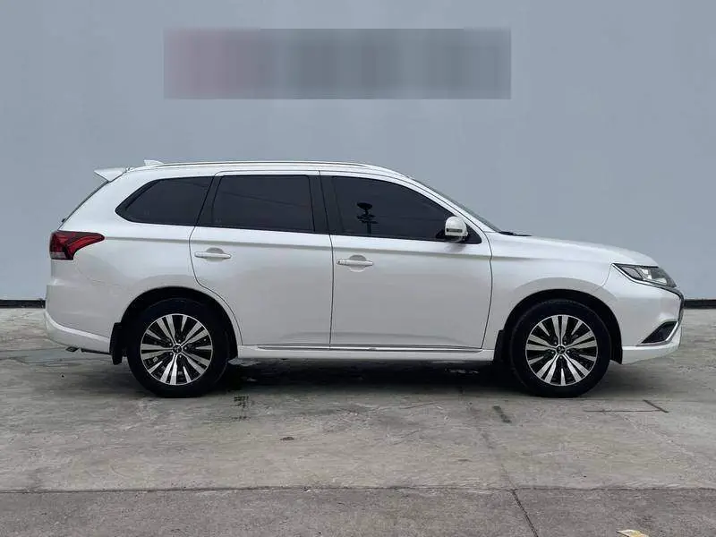 Outlander 2021 Model 2.0L 2WD Enjoy Edition 5 Seaters — 8