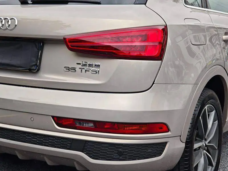 Audi Q3 2018 30th Anniversary Model 35 TFSI Sports — 11