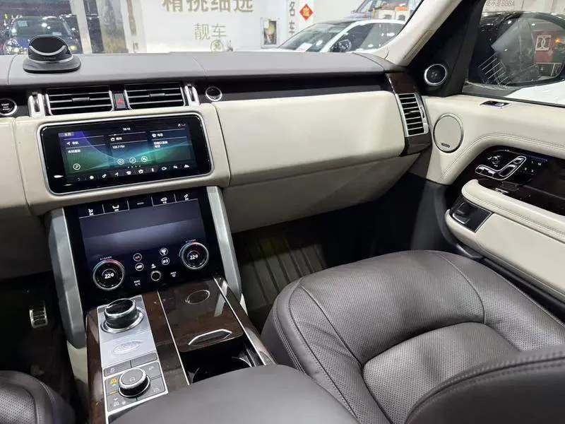 Range Rover 2021 3.0 L6 Classic Edition — 9