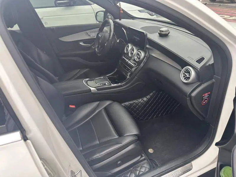 Mercedes-Benz GLC 2022 GLC 260 L 4MATIC Luxury — 11