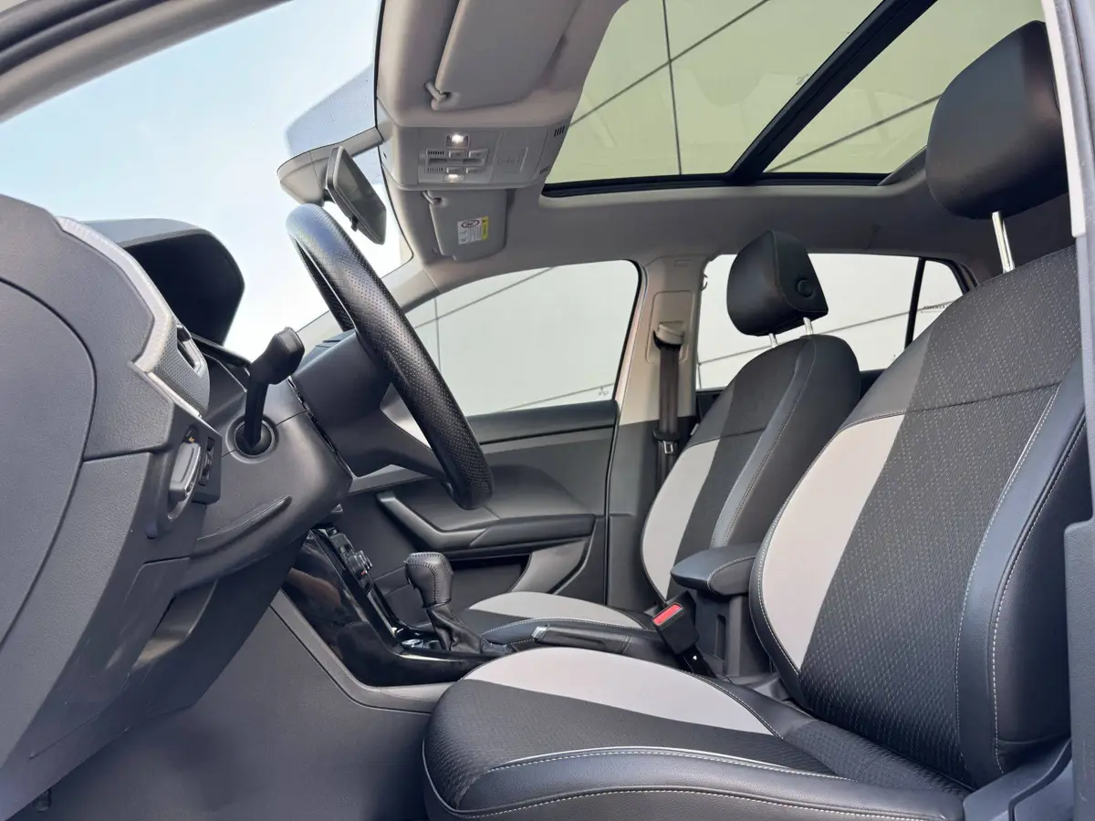 Exploration 2023 200TSI DSG Joy Smart Edition — 7