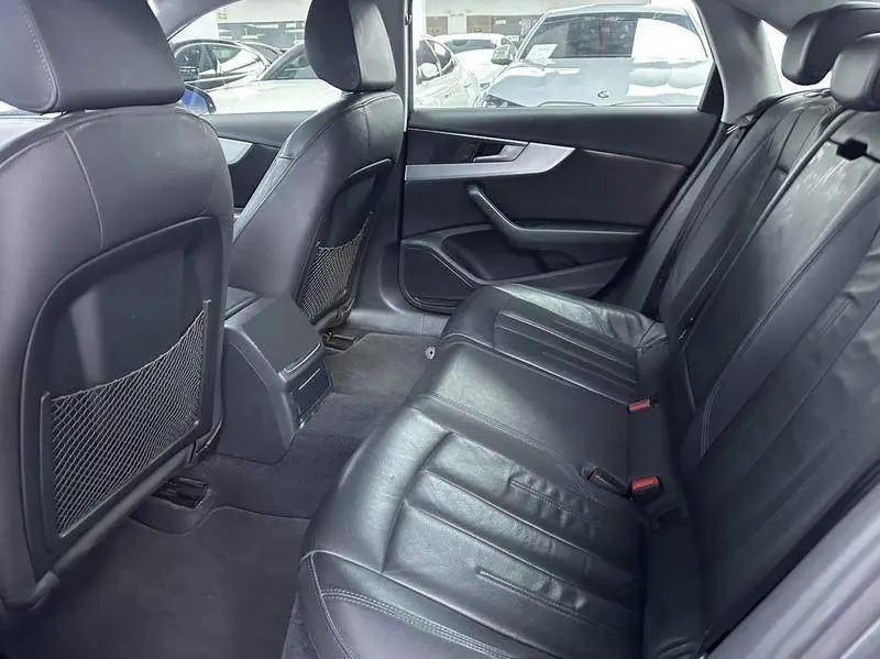 Audi A4L 2019 40 TFSI Fashion National VI — 14