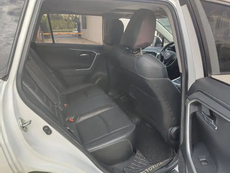 RAV4 Rongfang 2021 2.0L CVT 4WD Fashion Edition — 17