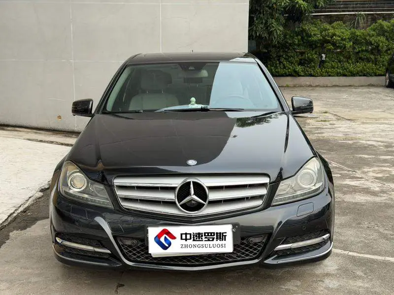 Mercedes-Benz C-Class 2011 C 300 Fashion — 2