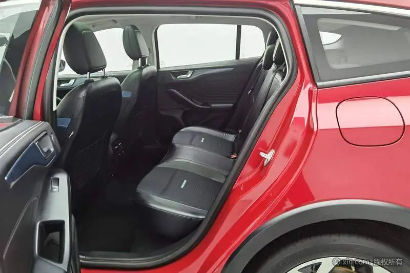 Fox 2021 EcoBoost 180 Automatic Shooting Brake — 20