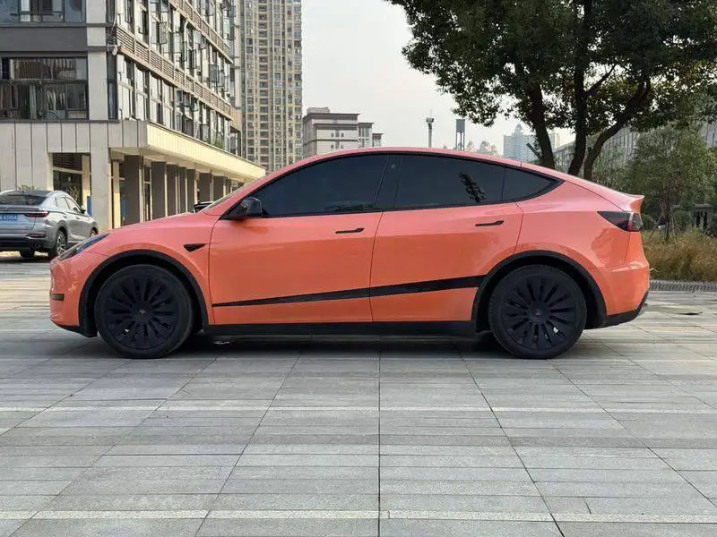 Model Y 2022 facelifted rear-wheel drive version — 4