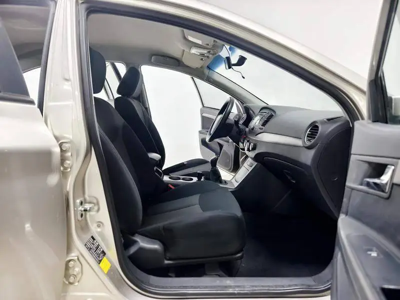 Roewe 350 2013 350S 1.5L Manual Centaur Edition — 13