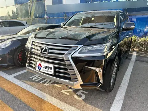 Lexus LX 2017 570 Dynamic Luxury Edition
