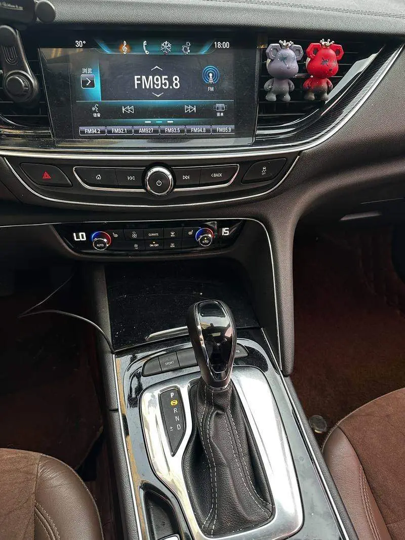 Regal 2019 20T Elite National VI — 14