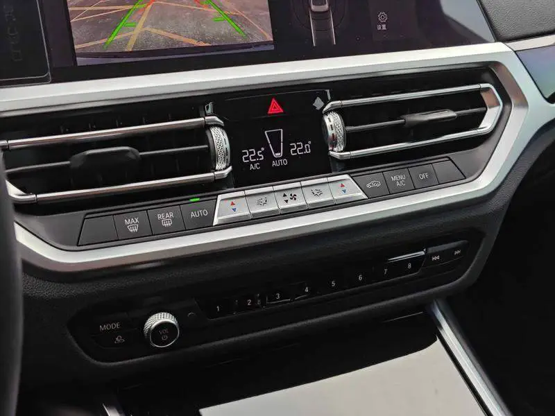 BMW 3 Series 2021 320Li M Sport Package — 7