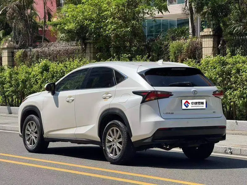Lexus NX 2015 200 Front-Drive Edition — 4