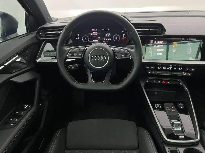 Audi A3 2024 Sportback 35 TFSI RS Kit Speed Type — 19