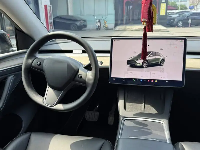 Model Y 2022 facelifted rear-wheel drive version — 10