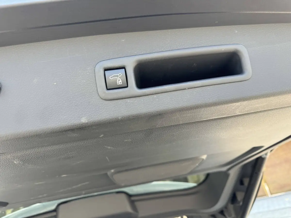 Grevia 2022 2.5L Hybrid Premium Edition — 14