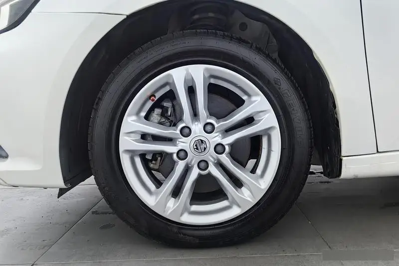 MG6 2018 20T Automatic Elite Smart Link Edition National VI — 8