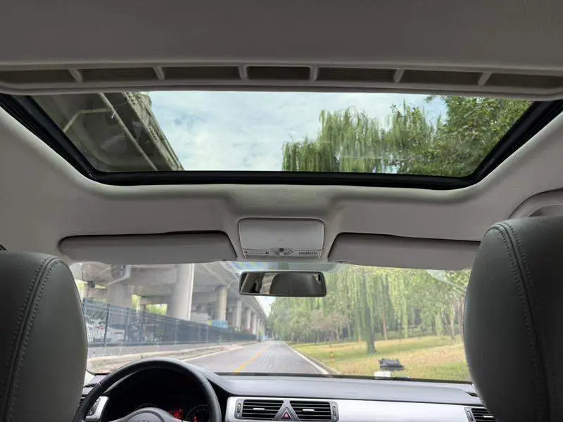 Bora 2011 1.6L Automatic Comfort — 9