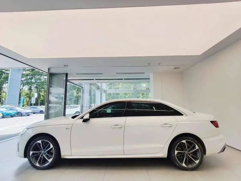 Audi A4L 2020 40 TFSI Stylish and Dynamic — 3