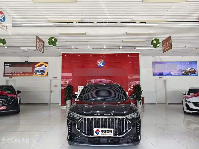 JETOUR X70 PLUS 2025 Champion Edition 1.5T DCT Champion PRO 5-seater — 9