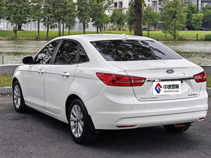 Furis 2015 1.5L Automatic Fashion Model — 5