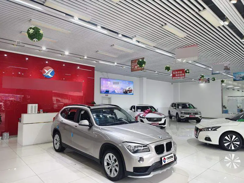BMW X1 2014 sDrive18i Fashion — 3