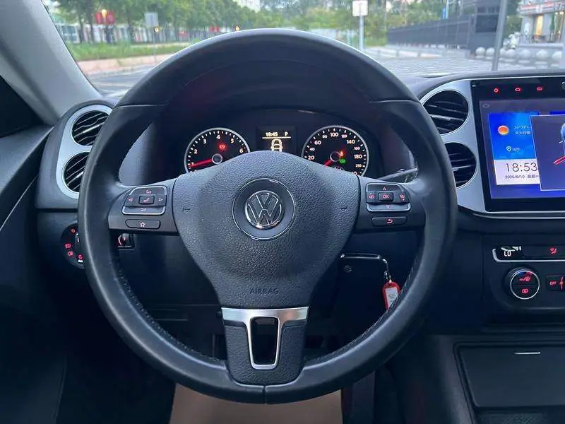 Tiguan 2016 300TSI Automatic 2WD Comfort Edition — 14