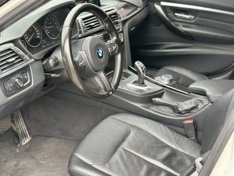 BMW 3 Series 2017 330Li M Sports — 9