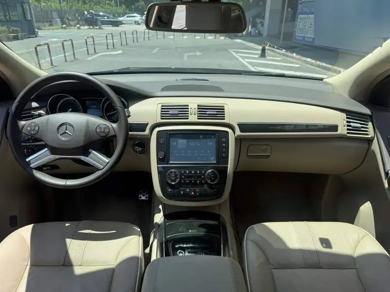 Mercedes-Benz R-Class 2017 R 320 4MATIC Business Edition — 12