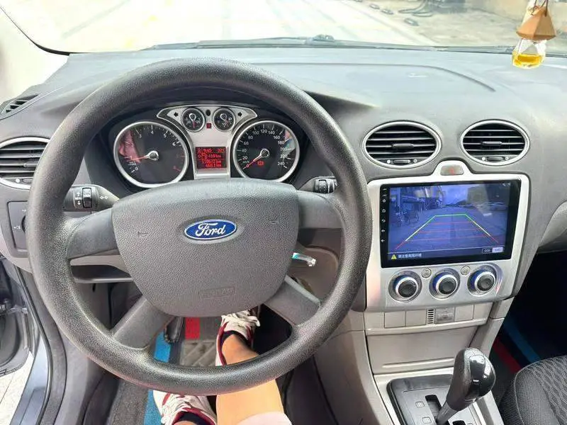 Fox 2012 Hatchback Classic 1.8L Automatic Basic Model — 9