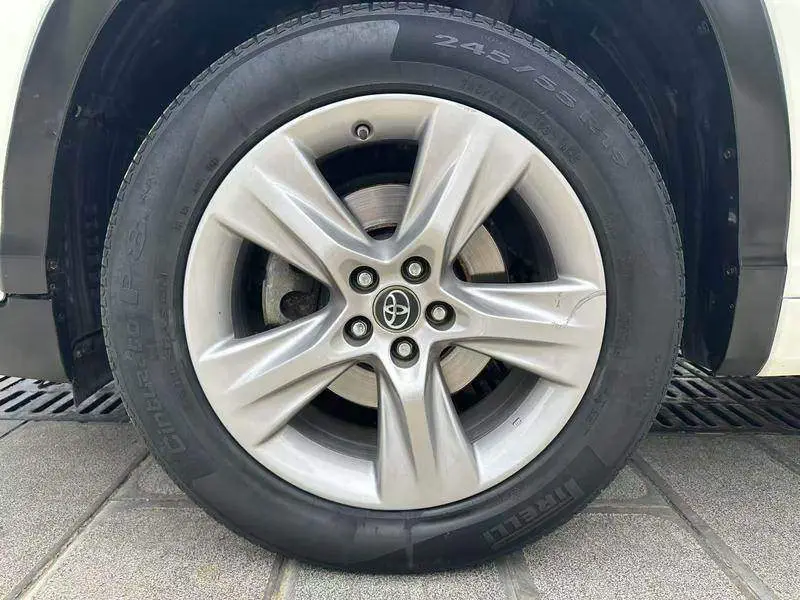 Highlander 2018 2.0T 4WD Premium Edition 7 Seater National V — 7