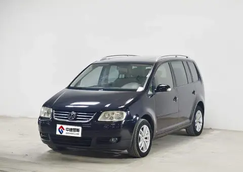 Touran 2006 1.8T Luxury Automatic 5 Seaters