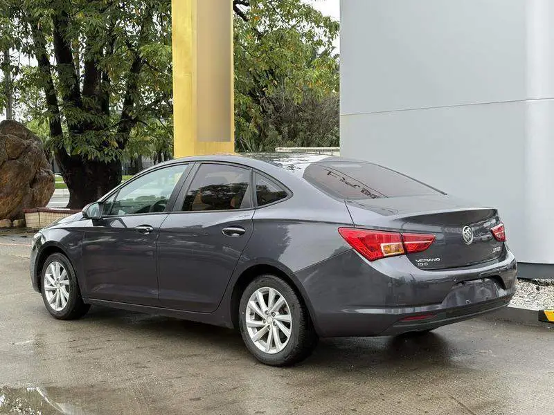 Valeant 2018 Sedan 15S Automatic Progressive — 5