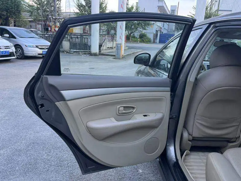 Sylphy 2012 Classic 1.6XE Manual Comfort Edition — 17