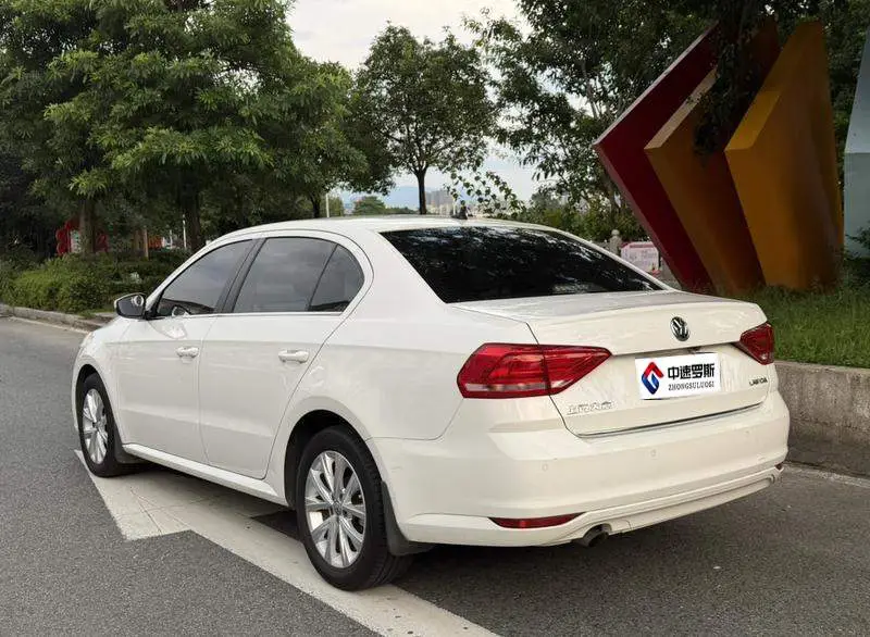 Lavida 2017 1.6L Automatic Fashion Edition — 4