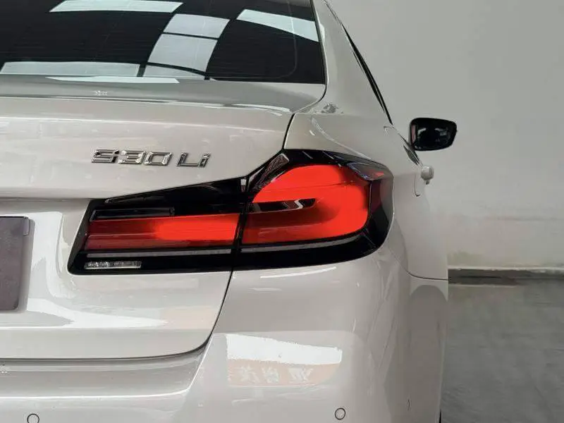 BMW 5 Series 2023 530Li Premium M Sport Package — 8