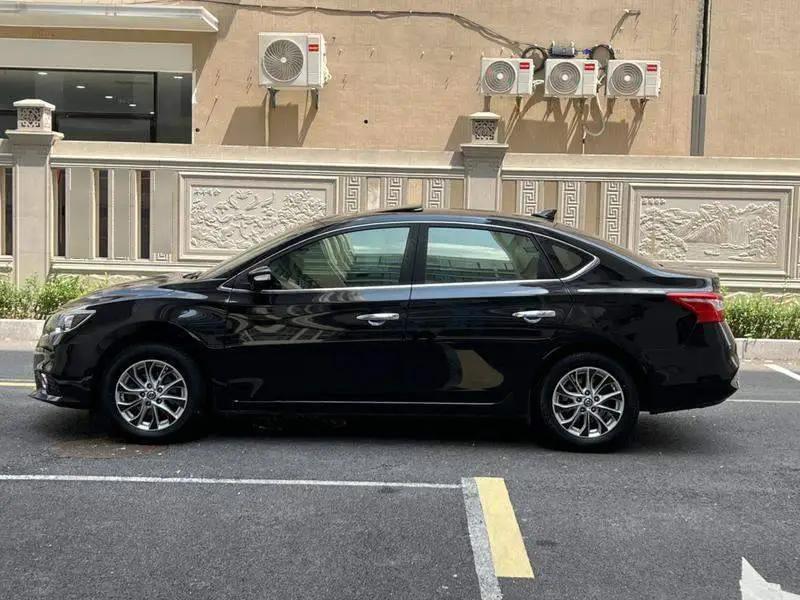 Sylphy 2018 1.6XV CVT Premium Edition — 4