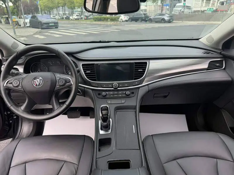 LaCrosse 2021 552T Luxury — 9