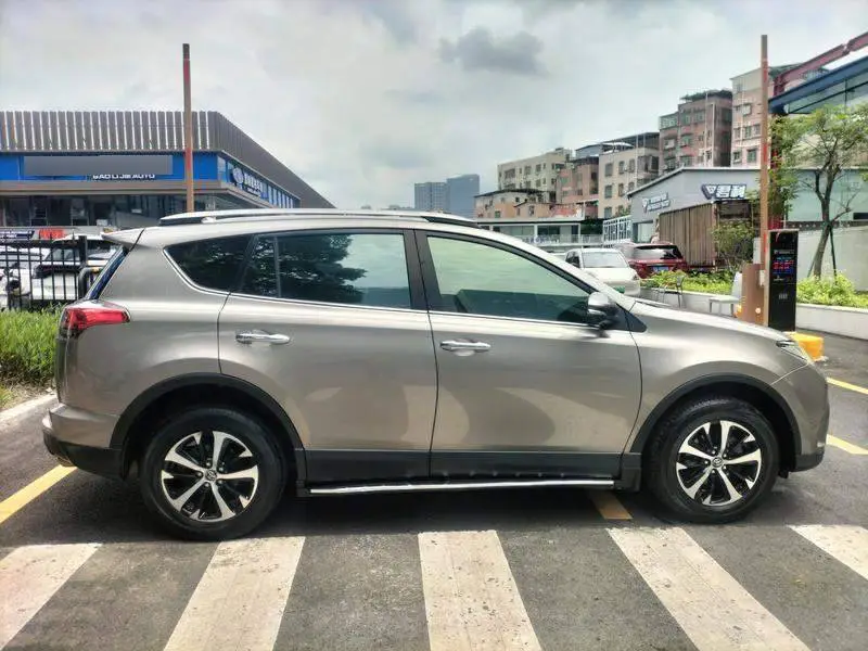 RAV4 Rongfang 2019 2.0L CVT 2WD Fashion Edition National VI — 8