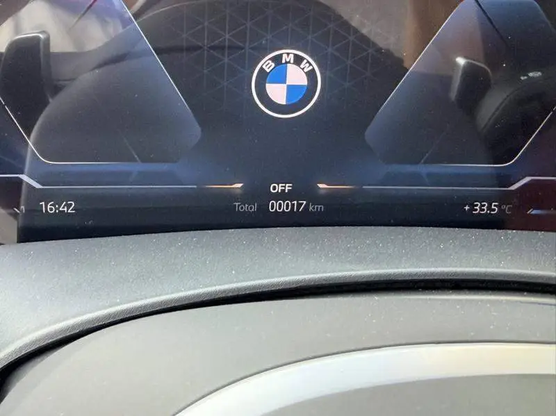 BMW X5 2026 xDrive 40Li M Sport Night Package — 16