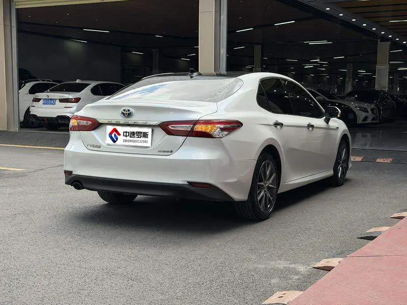 Camry 2021 Hybrid 2.5HG Luxury Edition — 4