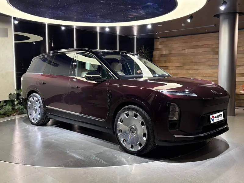 NIO ES8 2026 Six-Seat Executive Signature Edition — 3