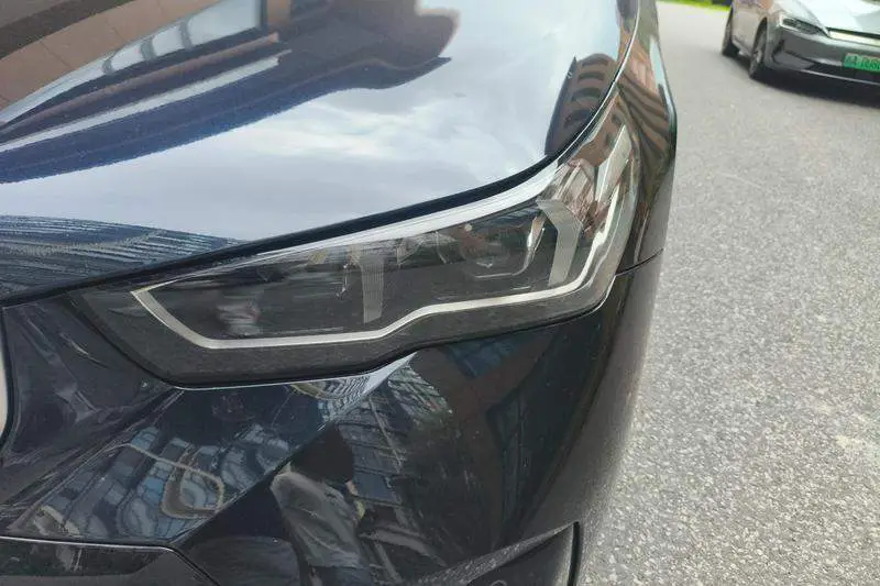 BMW 5 Series 2025 525Li M Sport Package — 6