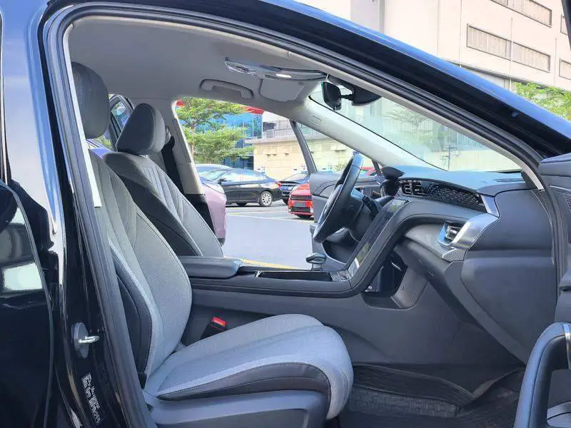 Hongqi H5 2024 1.5T DCT Zhilian Qiyue Edition — 16