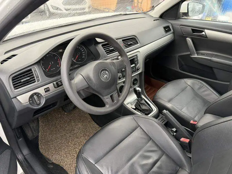 Lavida 2015 1.6L Automatic Comfort Edition — 13