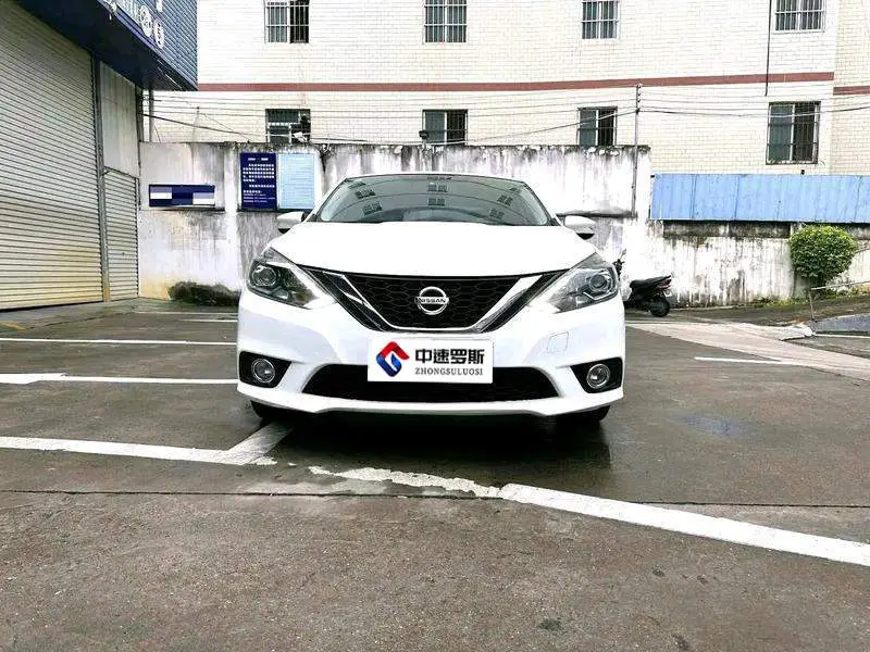 Sylphy 2018 1.6XV CVT Premium Edition — 2