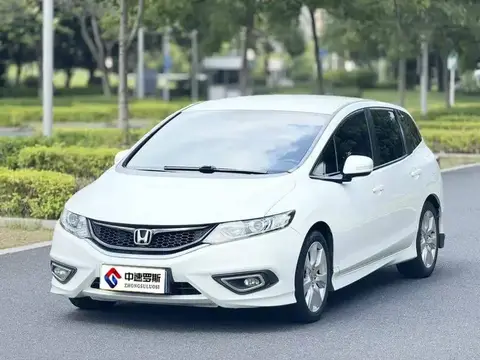 Jed 2013 1.8L Automatic Comfort Edition 5 Seaters