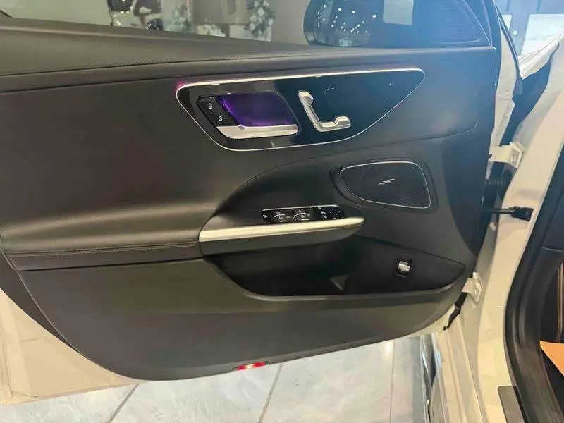 Mercedes-Benz C-Class 2025 C 200 L Sport Edition — 16