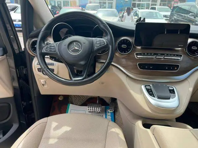 Mercedes-Benz V-Class 2020 V 260 L Long Wheelbase Luxury Edition — 10